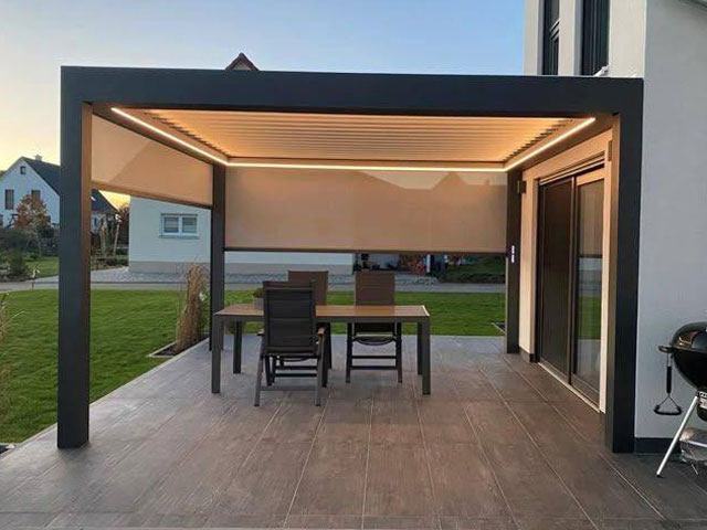 Maßgefertigtes Aluminium-Terrassendach in Schlüchtern