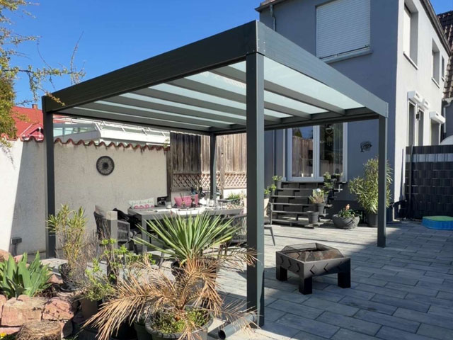 Terrassenüberdachung mit Verbundsicherheitsglas in Schlüchtern